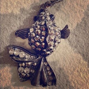 Goldfish necklace with sequins